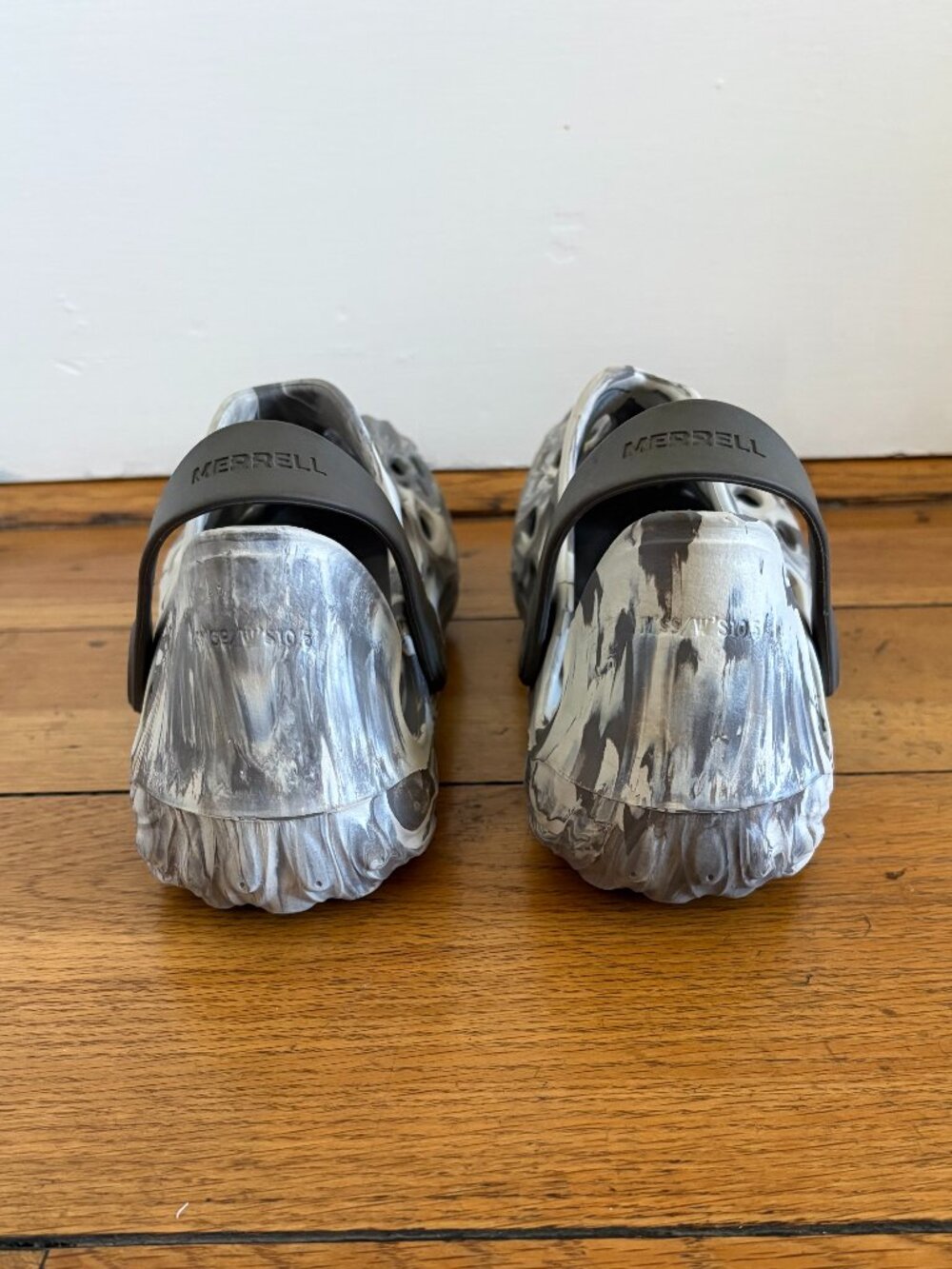 Merrell Hydro Moc | Grey & White | Great Condition | Mens 9 | Womens 10.5 - Picture 3 of 5
